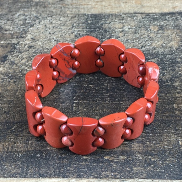 Red Jasper Stone Stretch Bracelet - Picture 6 of 12